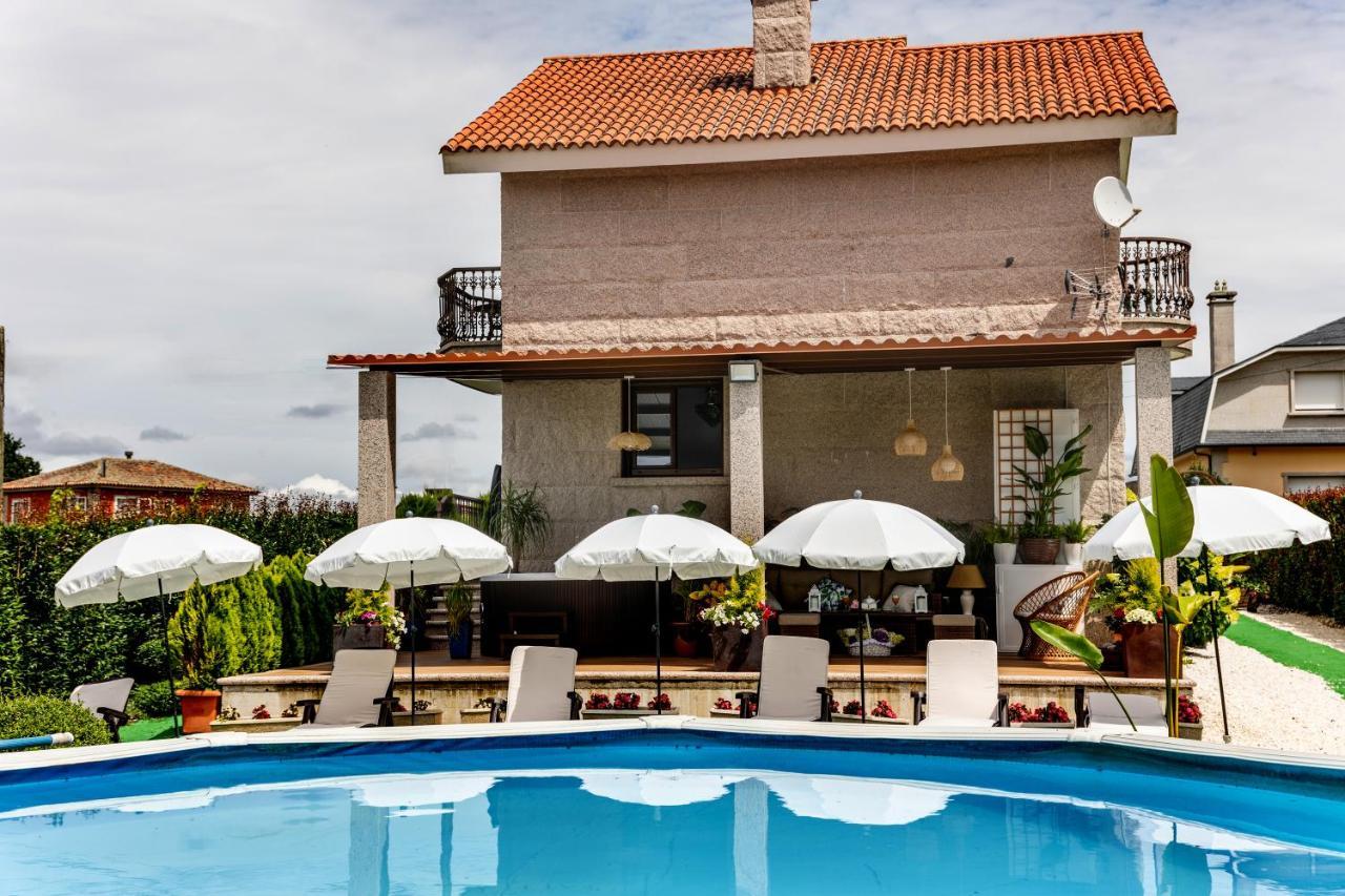 Casa Victoria Garden Con Jacuzzi Y Piscina Villa Caldas De Reis Exteriör bild